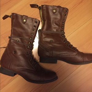 Steve Madden Troppa Style Boots
