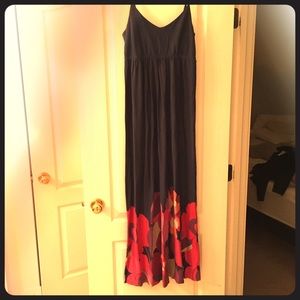 Maternity maxi dress