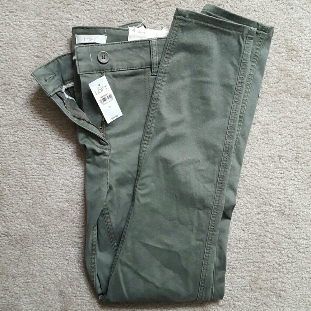 Loft Khaki Pants NWT Sz 4