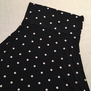 🦄 LuLaRoe Medium Polka Dot Maxi Skirt