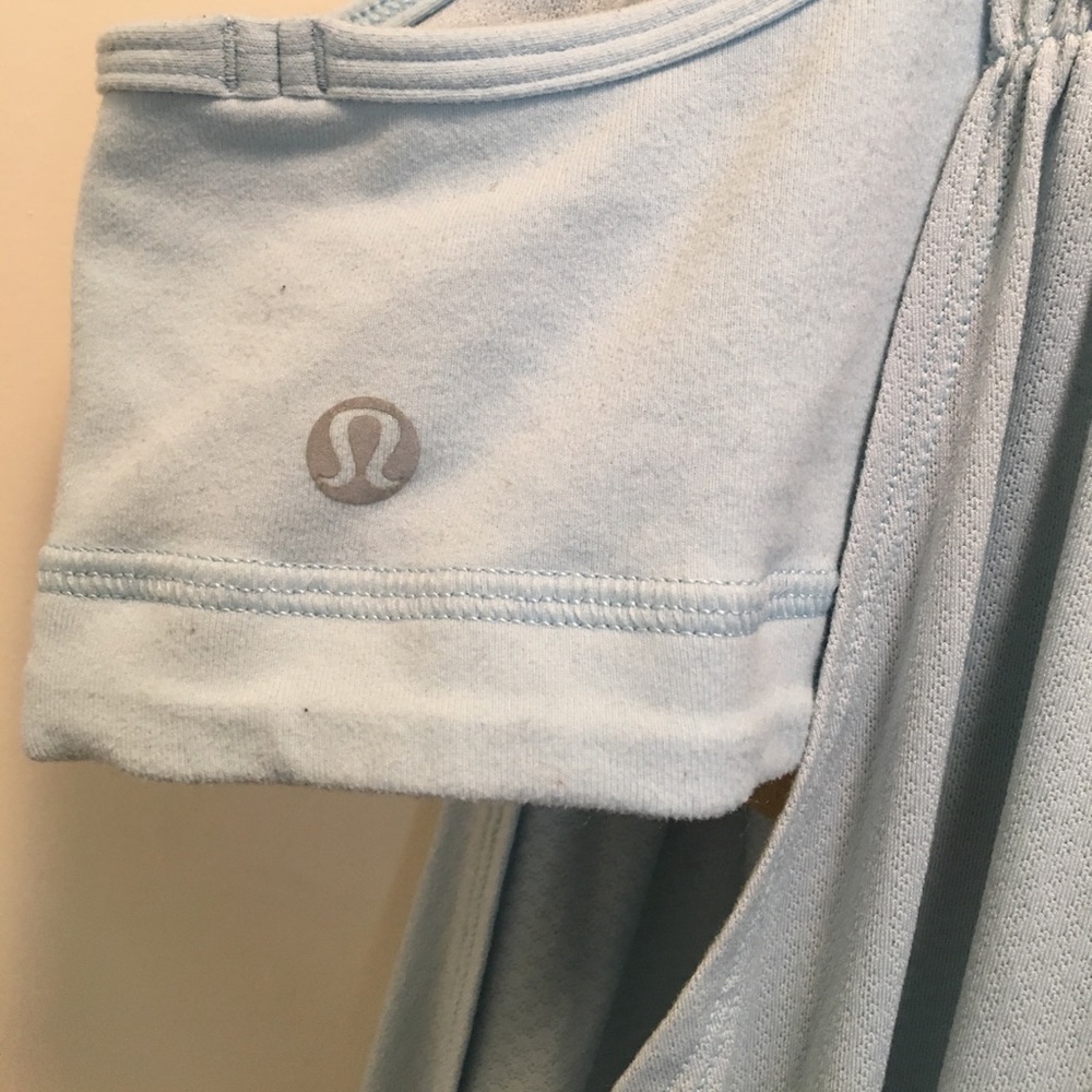 Sold! Lululemon Pwdr blue tank - Picture 4 of 7