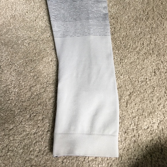 NWT ombré Victoria secret workout tights 🎀👌🏻 - Picture 5 of 8