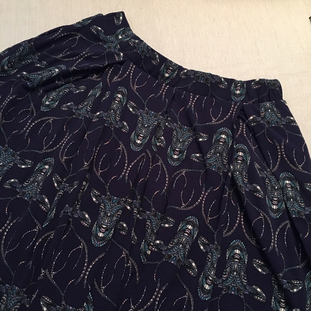 🦄 LuLaRoe Deer Madison Skirt (In Medium OR Large)