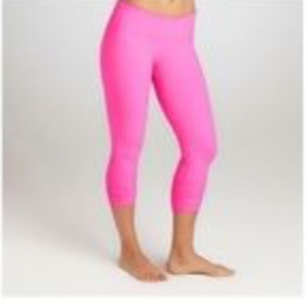 New balance crops - Picture 2 of 8