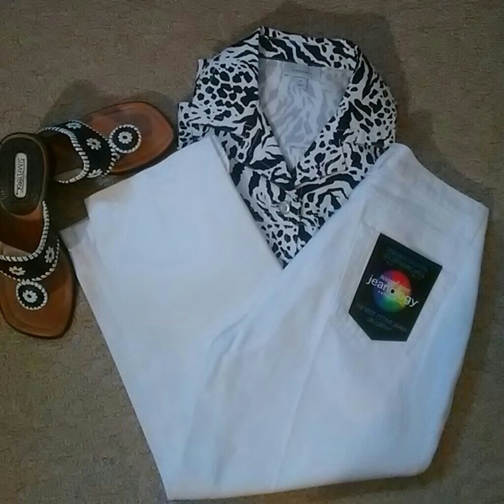 New Capri Jeans ( White)