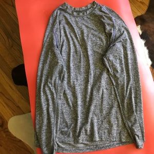 Lululemon men's XL shirt