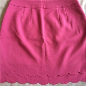 Scallop hem skirt