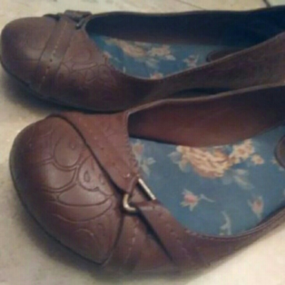 MIA girl brown flats