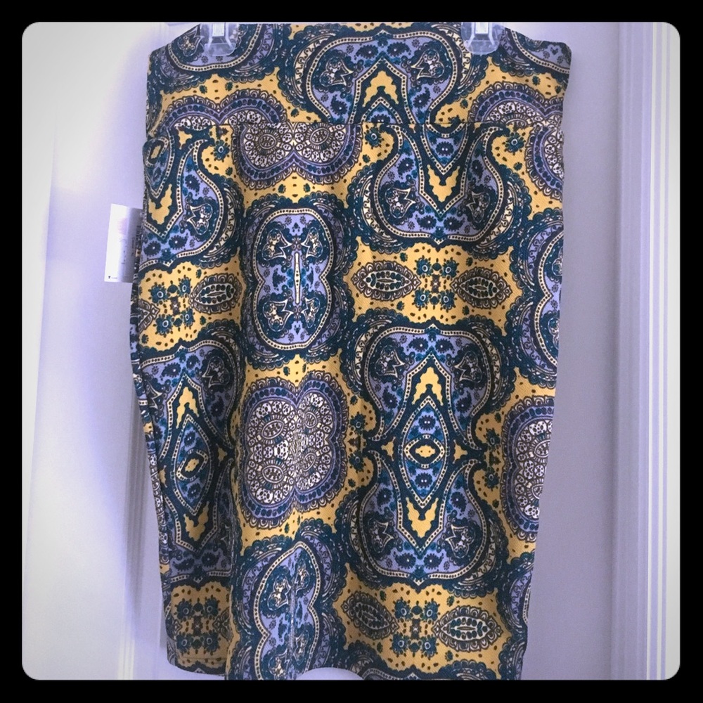 Lularoe Cassie Skirt