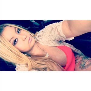 Meet your Posher, Sindy