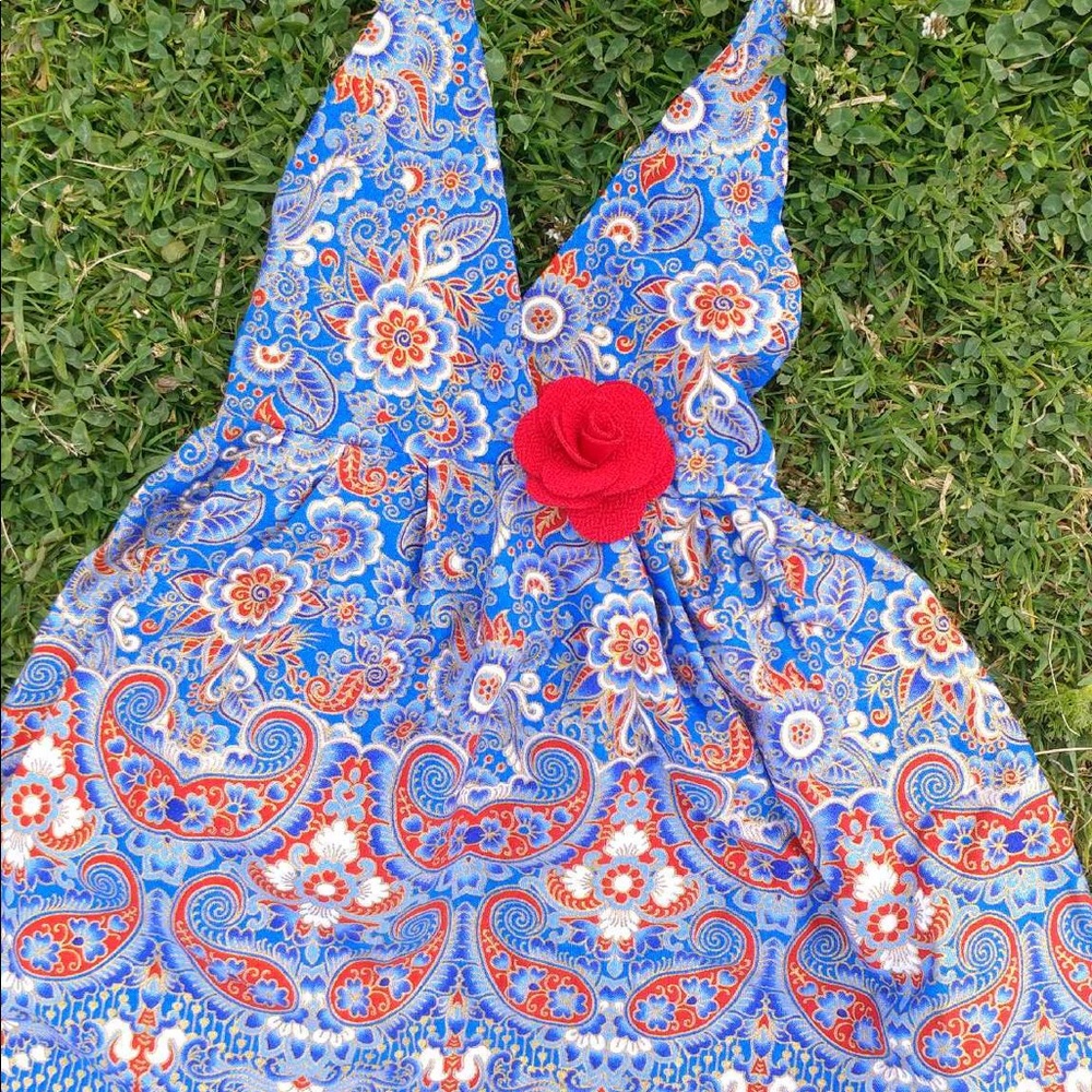 Beautiful little girl's dress. NWOT.