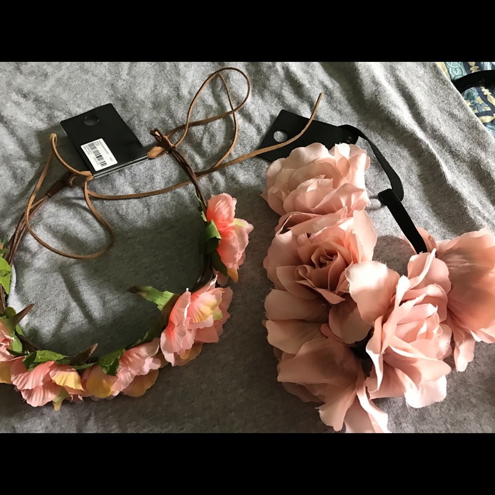 Aeropostale set of two flower hair bands