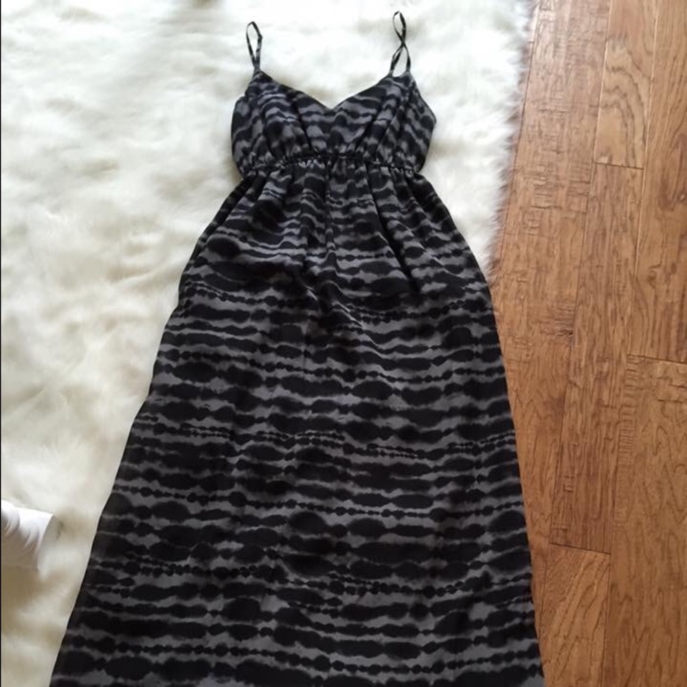 Heidi Klum maternity maxi dress