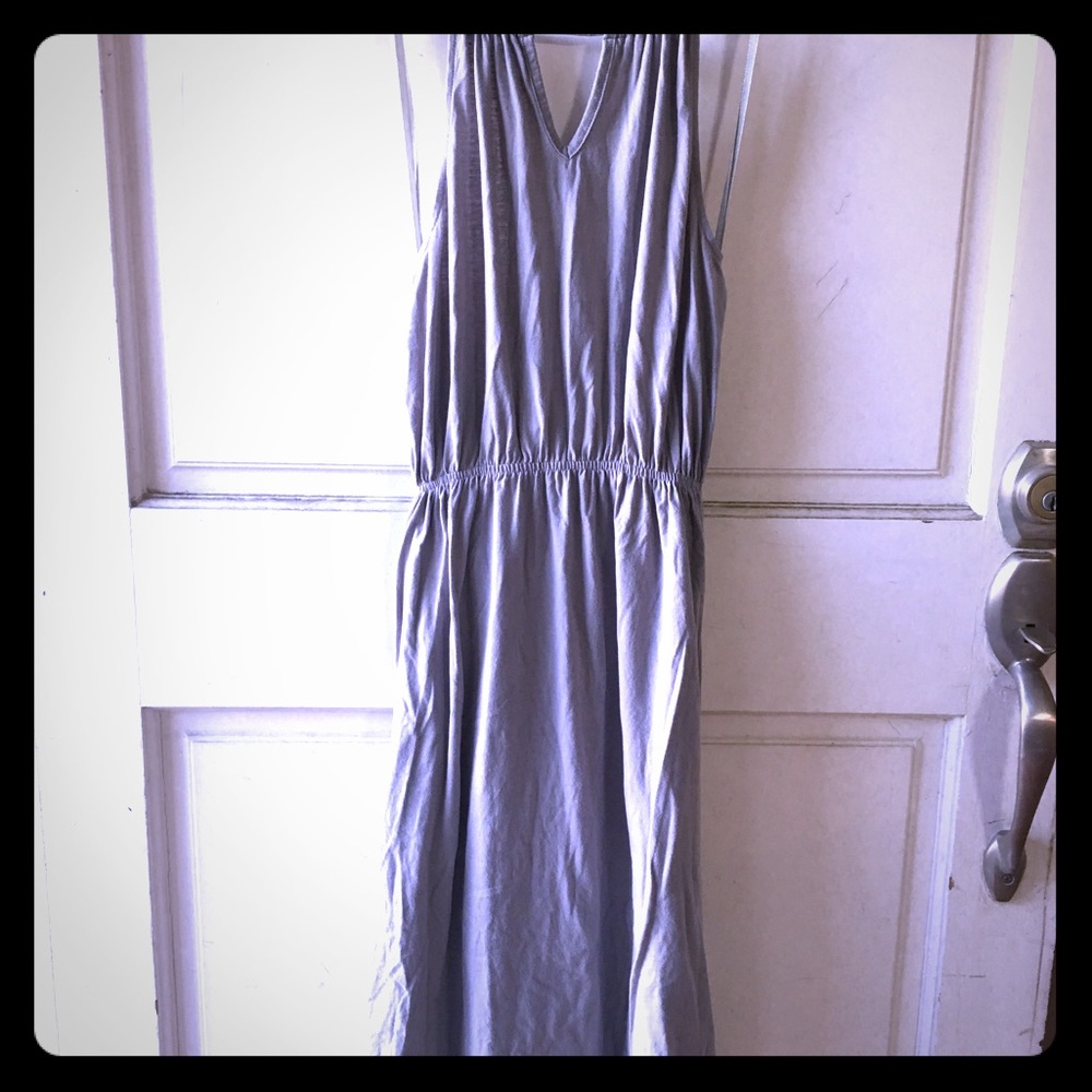 A grey dress