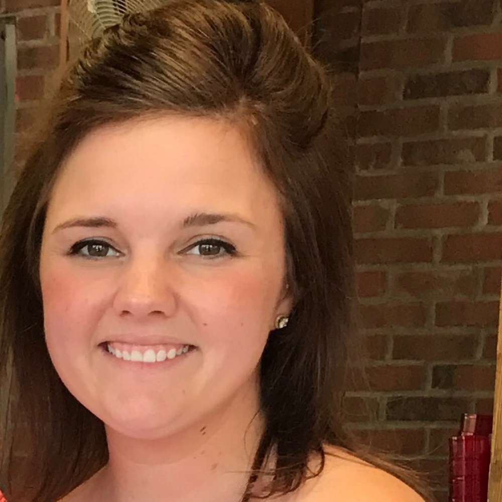 Meet your Posher, Jennifer