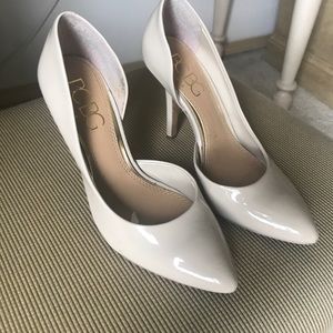 Bcbg heels the color is more nude then tan