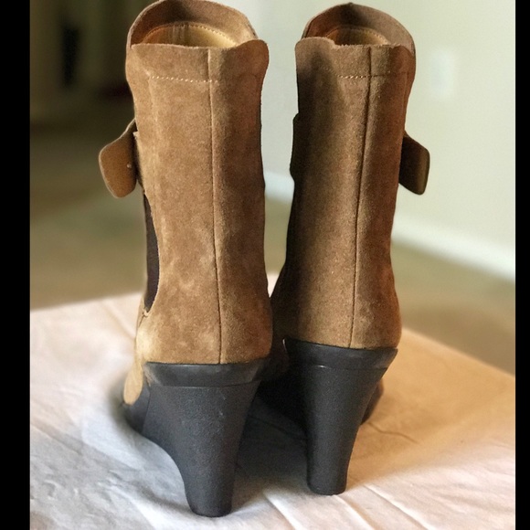 CIRCA JOAN & DAVID SUEDE ANKLE BOOTS - Picture 5 of 7
