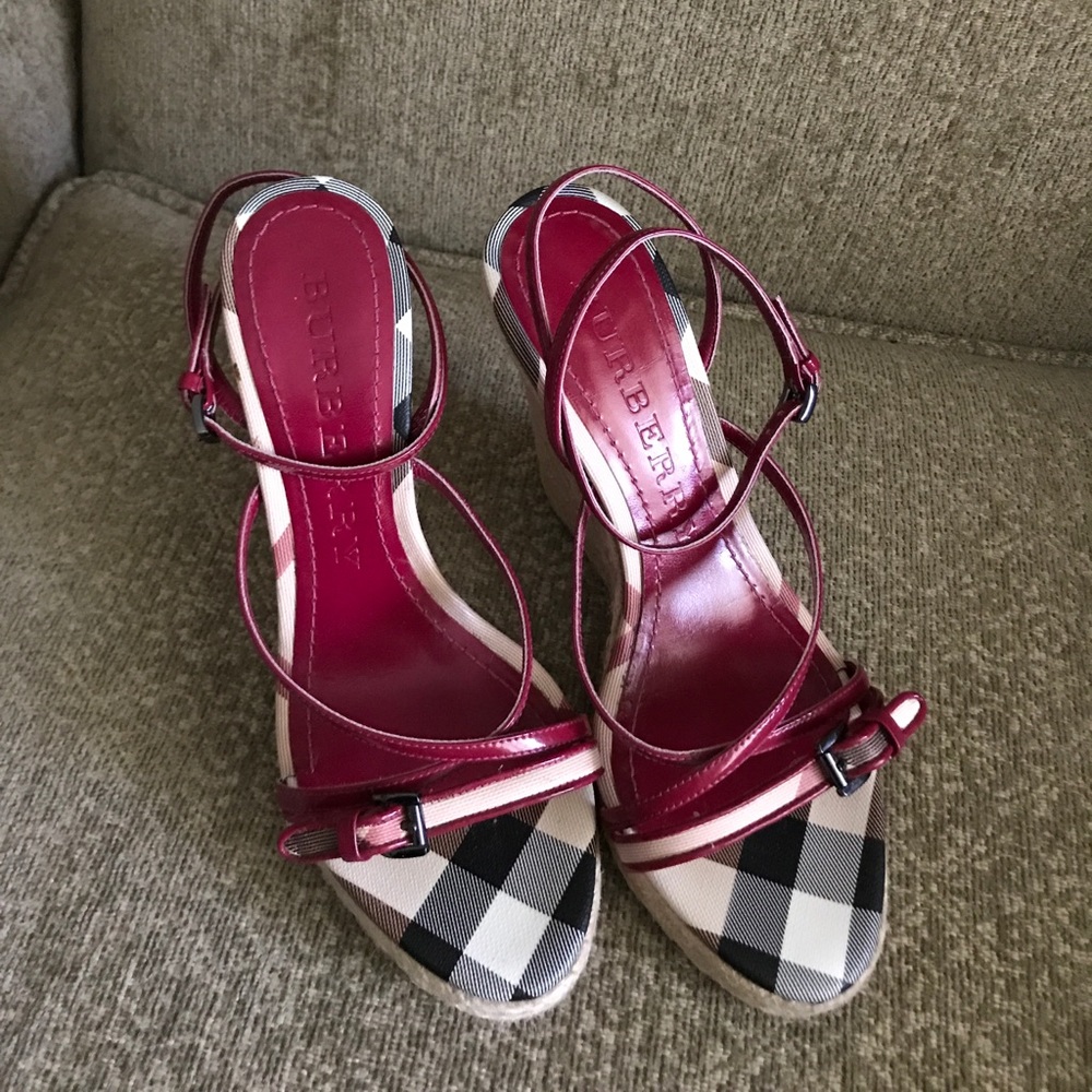 Authentic espadrille Burberry Strappy wedges