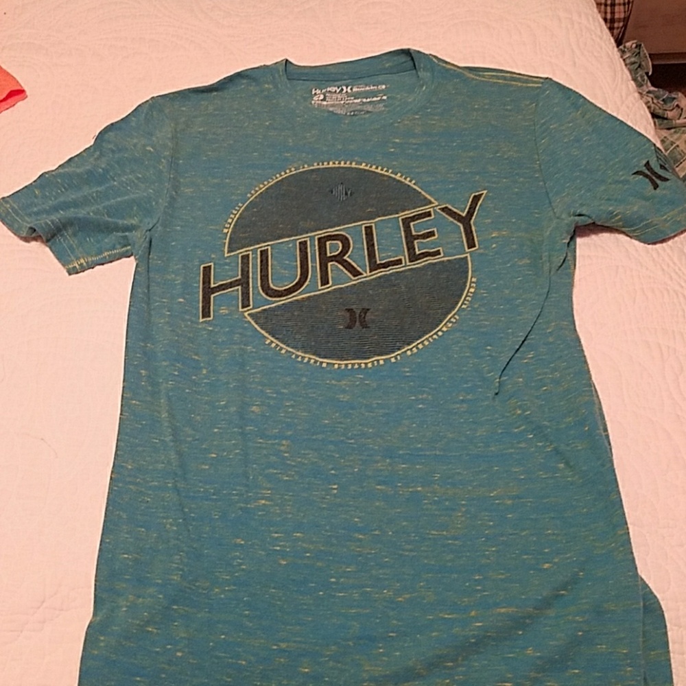 Hurley tshirt