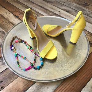 🍍JustFab🍍Makemba in yellow!  🆕🆕🆕