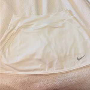 White nike tennis skirt