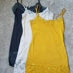 Set of 3 Lace Tank Tops