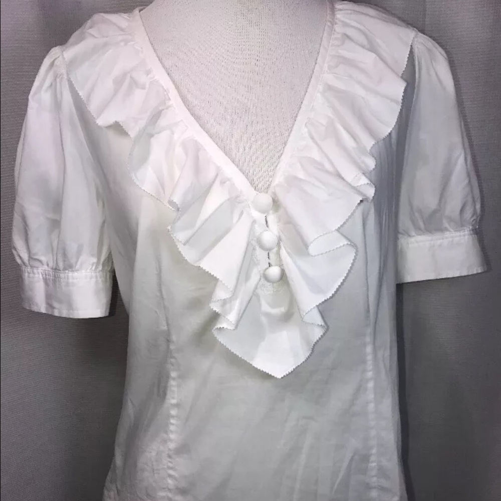 💥SALE💥Banana Republic Sz 6 white Ruffle SS top