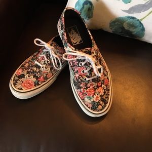 Floral Vans!