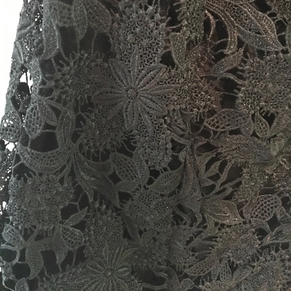 Black strapless dress - Picture 2 of 3