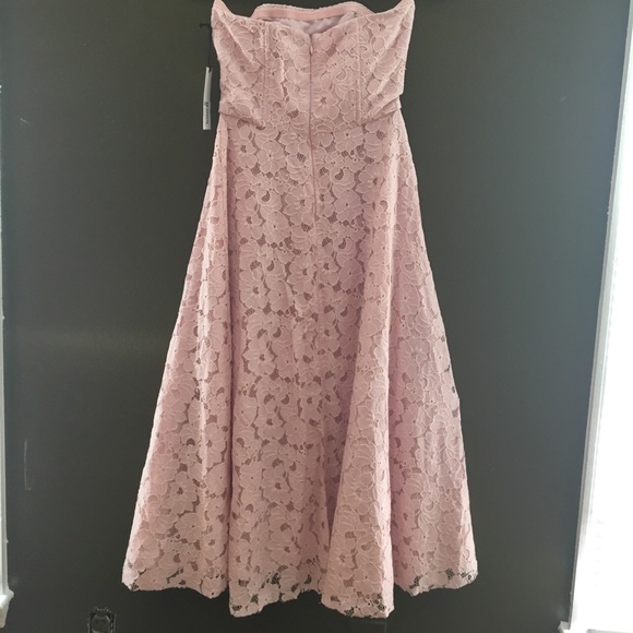Pink floral eyelet dress - Picture 2 of 3