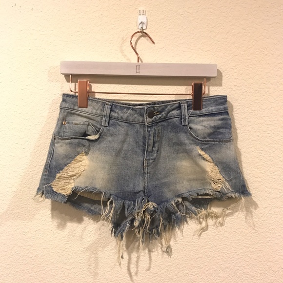 Zara Pants - Zara cut off distressed denim jean shorts