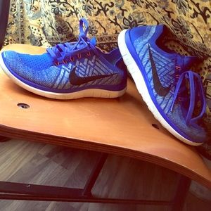 Blue Nike Free Run FlyKnit 4.0 sz 8