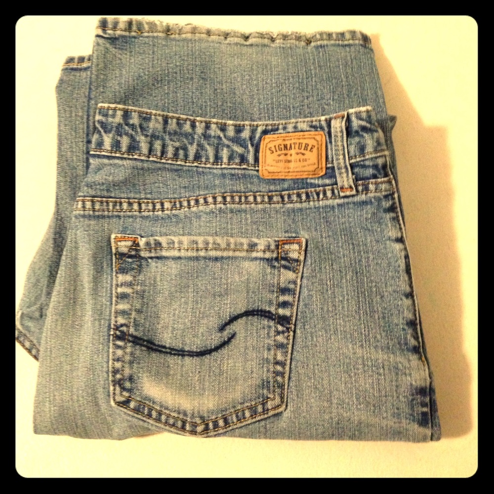Levi's