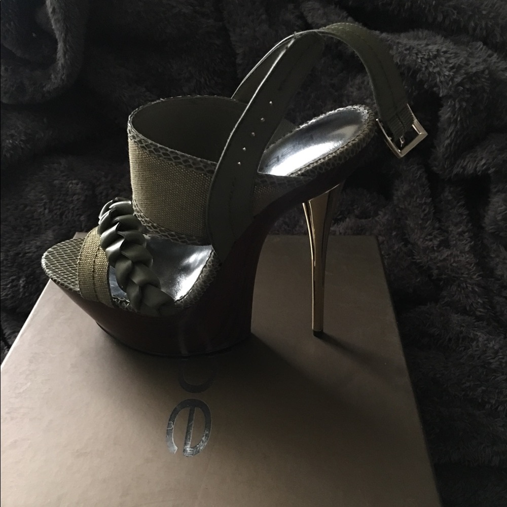 Shoes