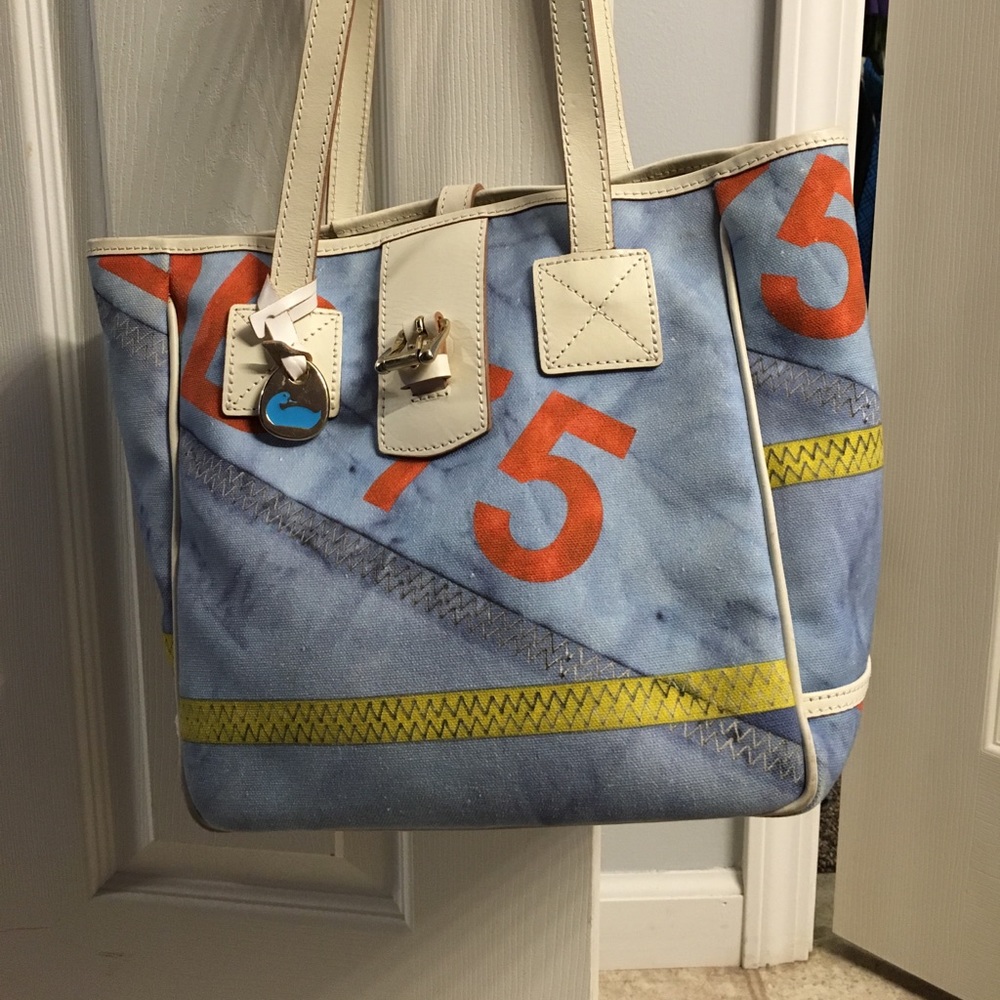 GUC Denim (canvas) bag. Very Summerish☀️