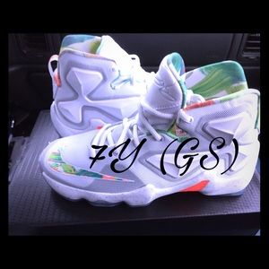 LeBron 13 elite Easter