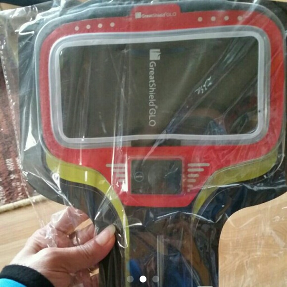 iPHONE 6S ARMBAND & OTHER 5.0" PHONES - Picture 2 of 4