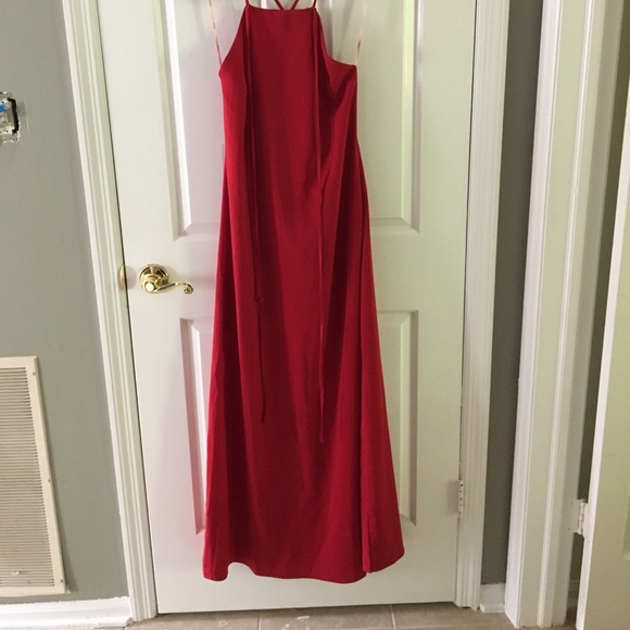 Halter red dress - Picture 2 of 4