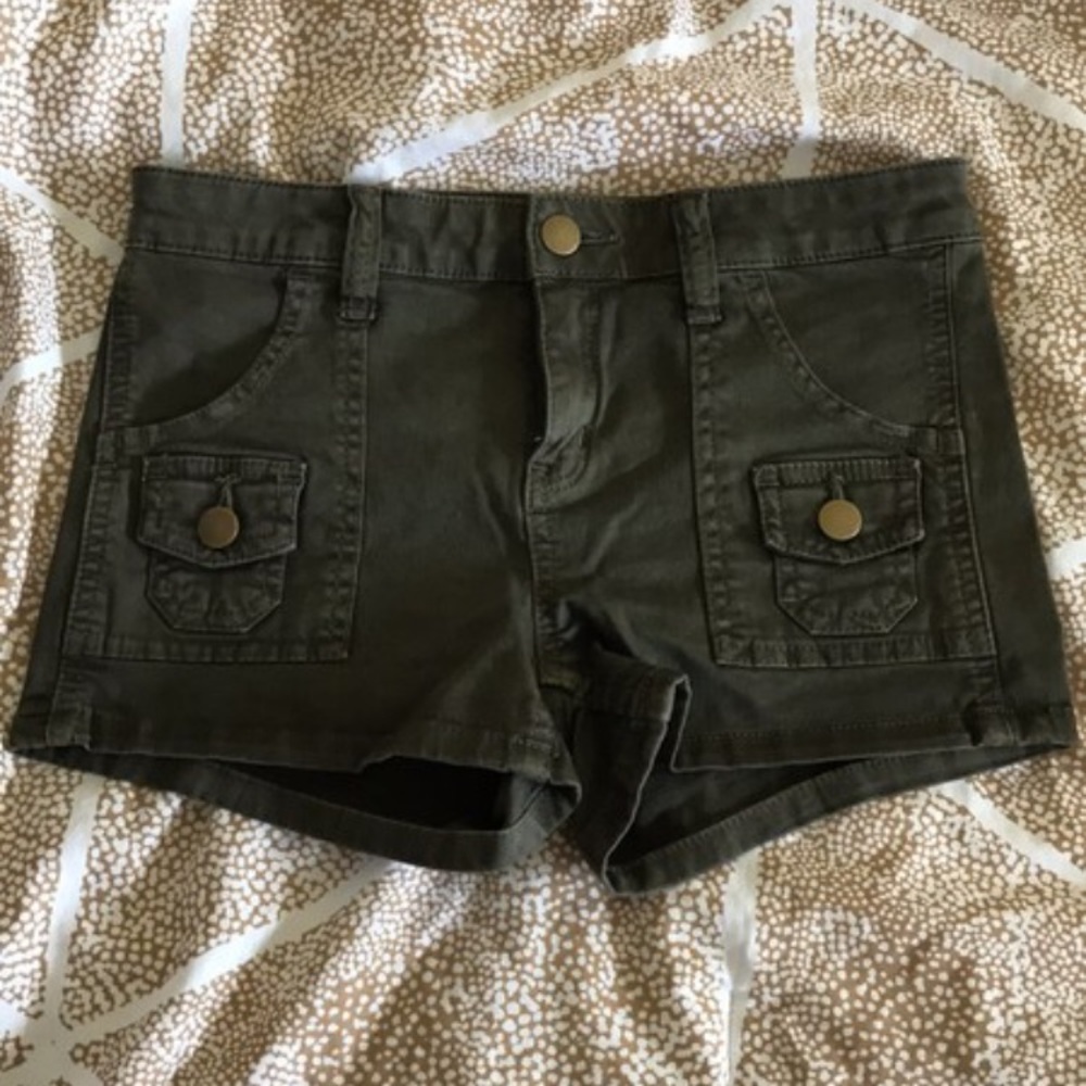 Urban Outfitters Size 24 Olive Shorts