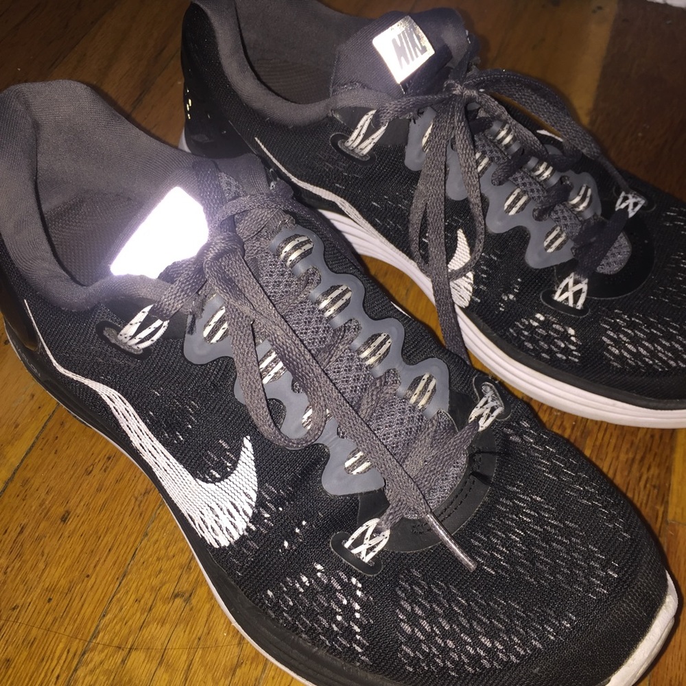 NIKE Lunarlon black running shoes