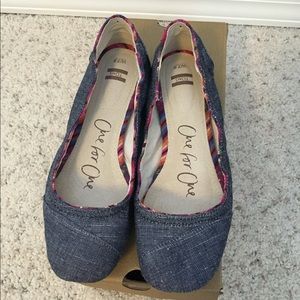 TOMS chambray ballet flats