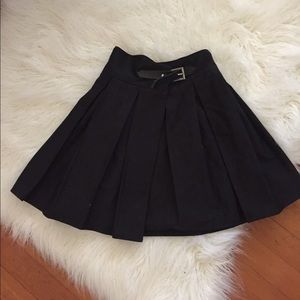 Deandri high waisted pleated Nancy skirt