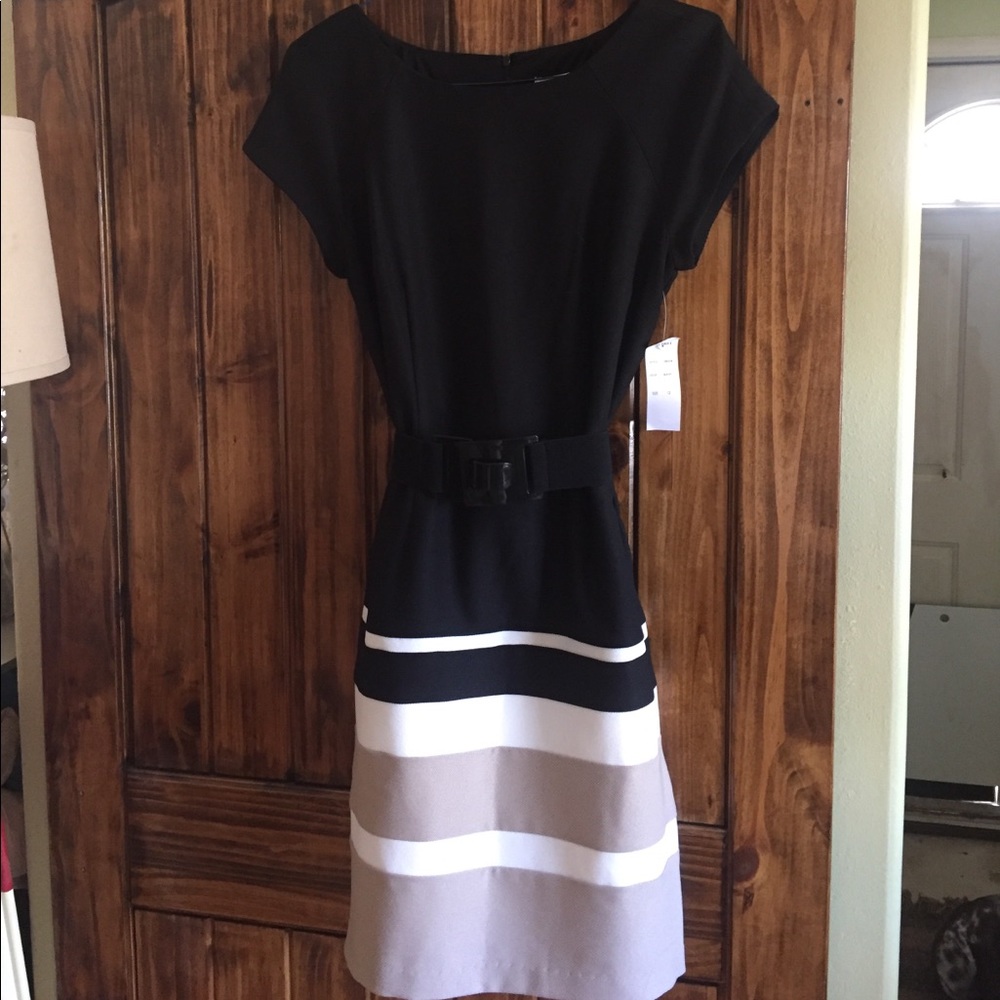 Belted dress