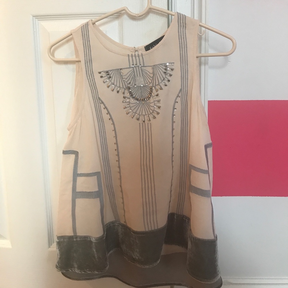 Boutique top