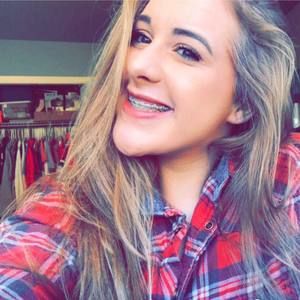 Meet your Posher, Caitlyn