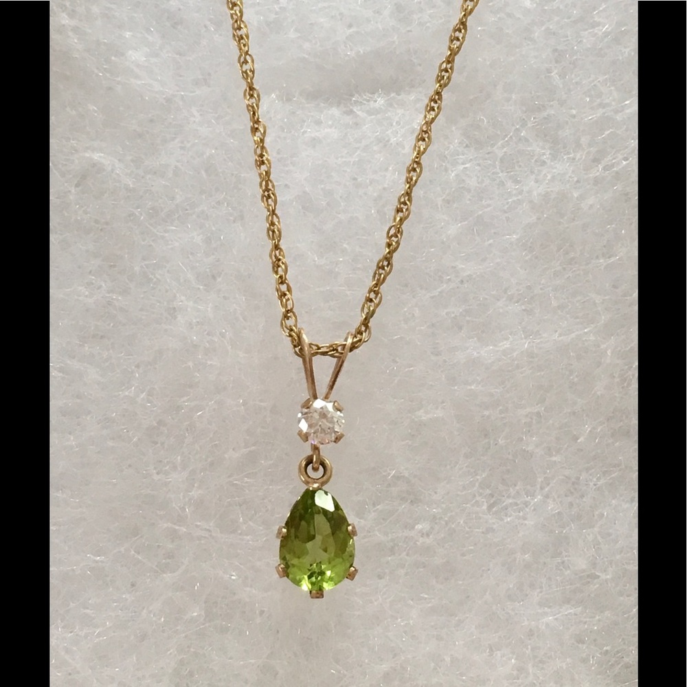 Peridot and cubic zirconia necklace