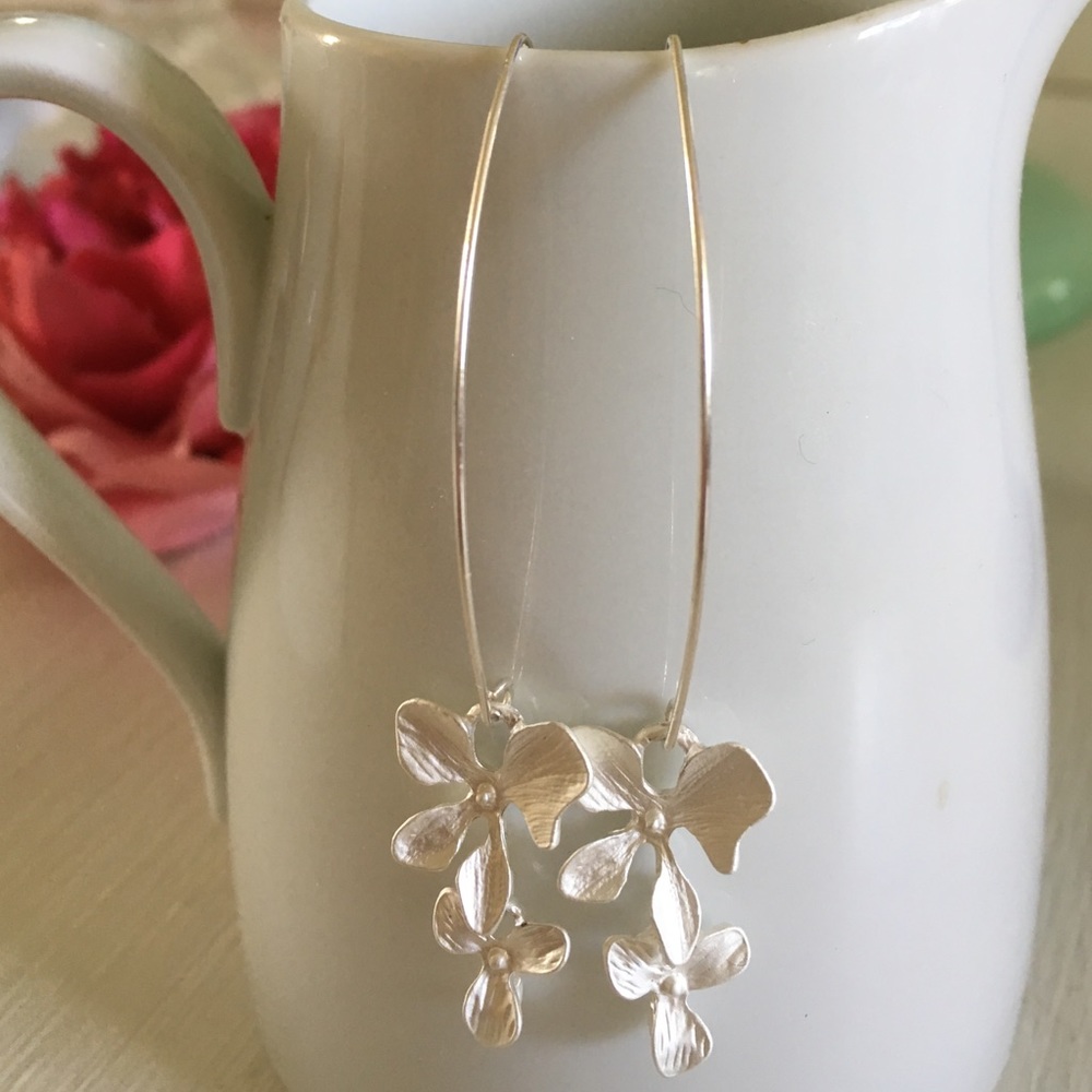 BEST ever LOTUS silvery drop earrings all outfits!