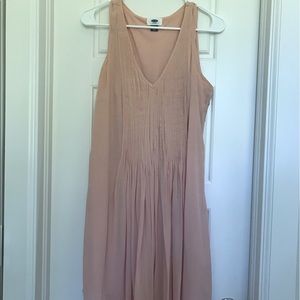 Blush pink mid length shift dress.