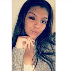 Meet your Posher, Celinaa