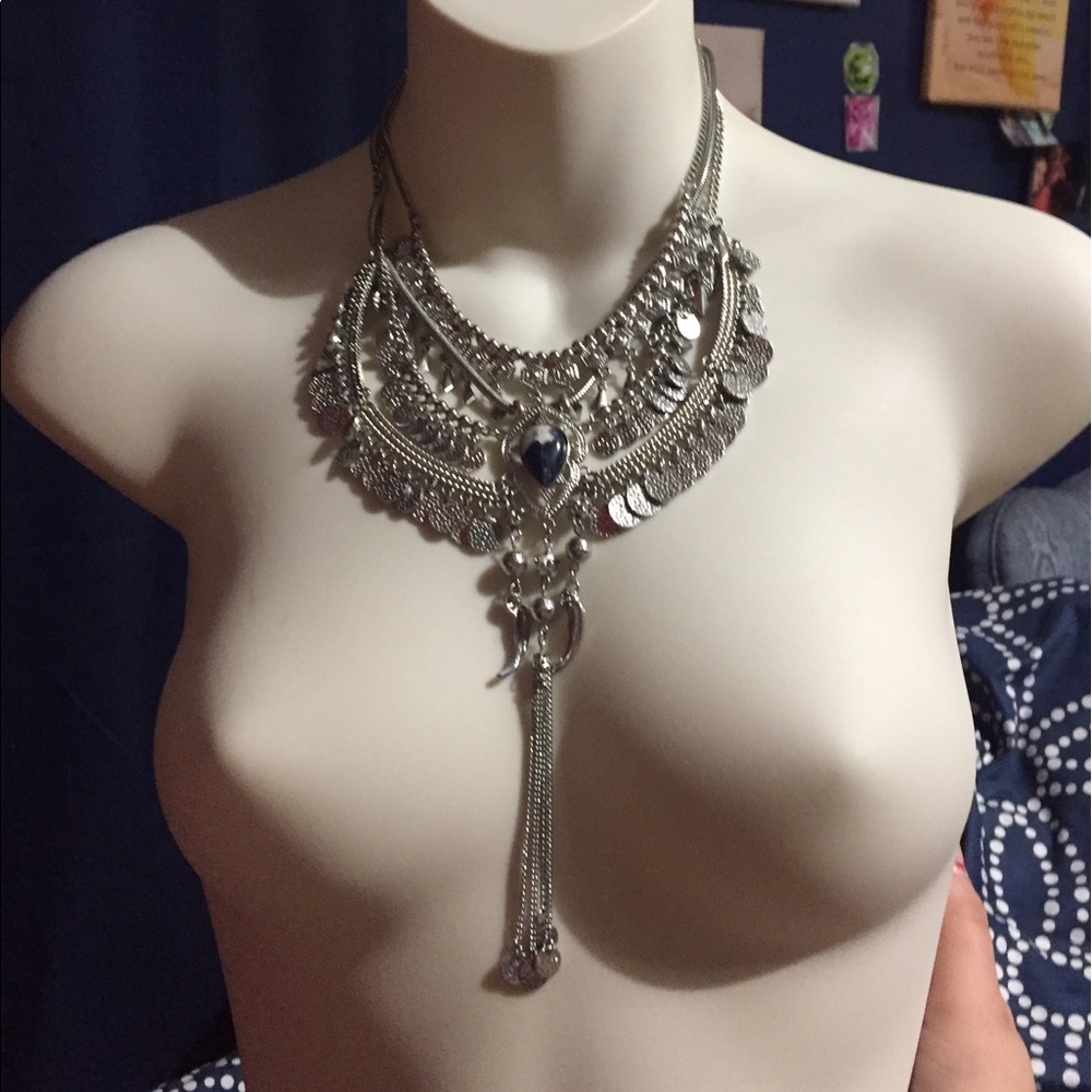VINTAGE SILVER NECKLACE